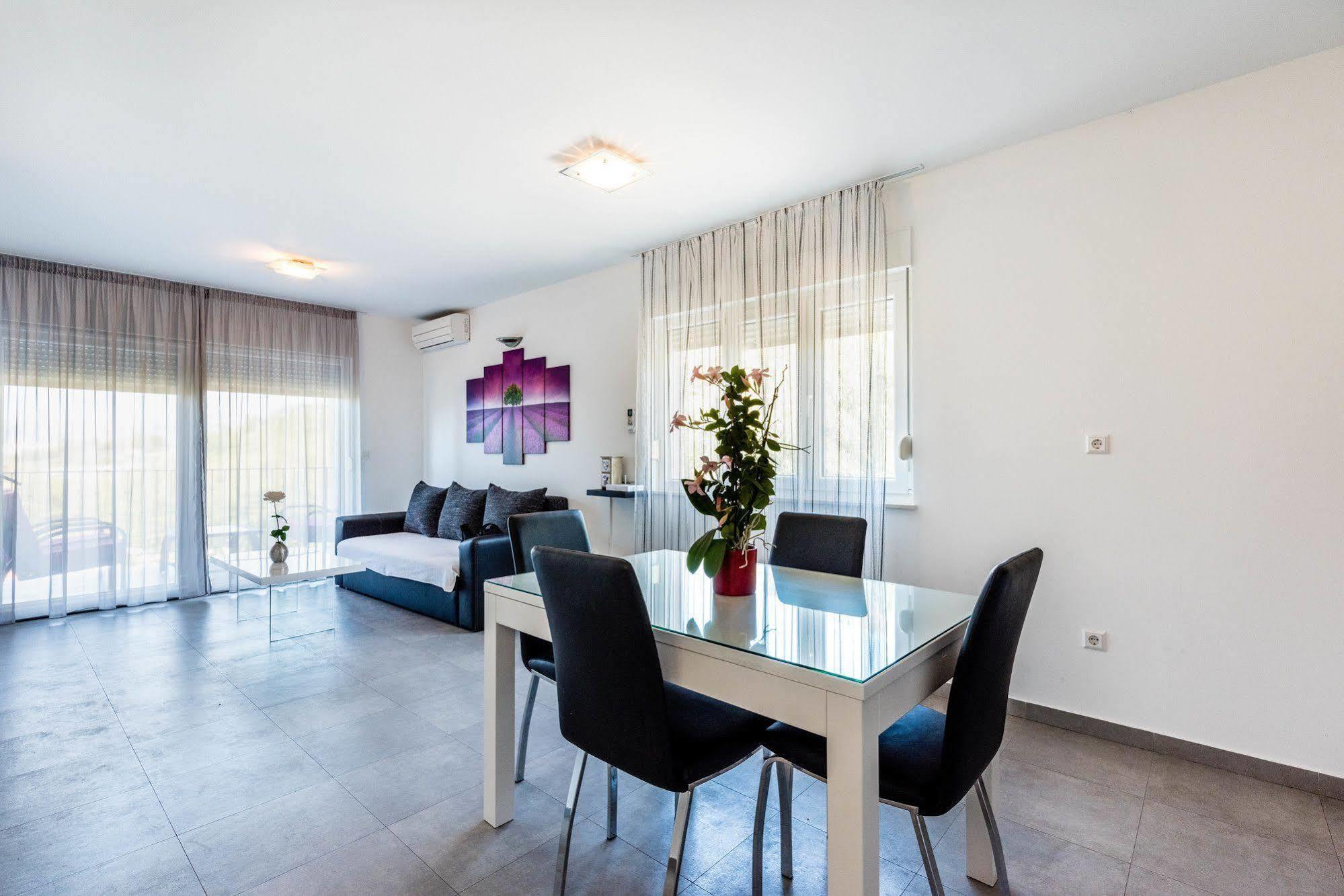 Villa Lavanda Podstrana Exteriör bild